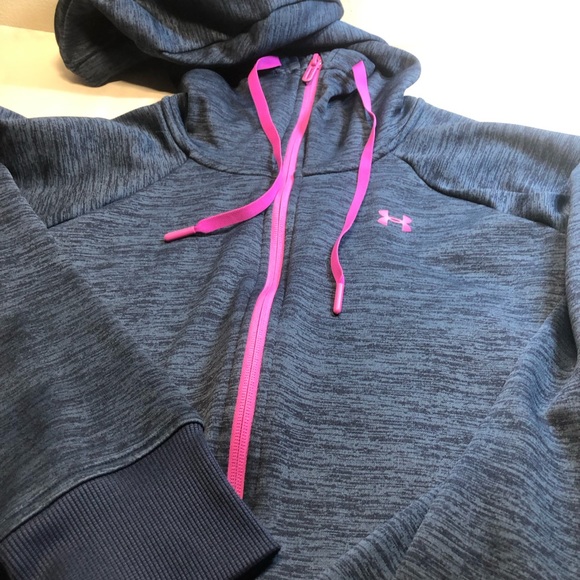 Under Armour Loose fit cold gear full zip hoodie Women’s Small - Picture 2 of 10